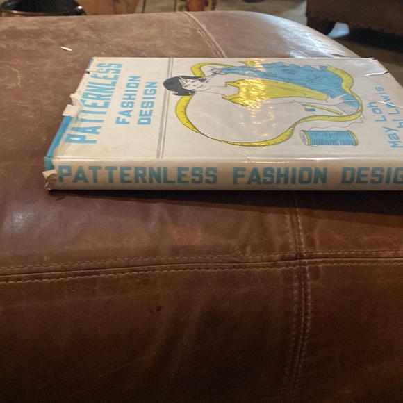 Patternless Fashion Design by May Lou Diego Lewis - Picture 2 of 10